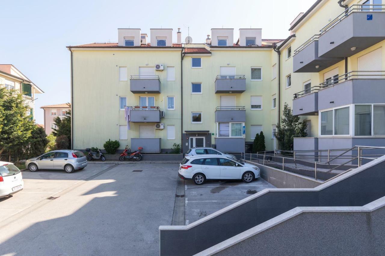 Onyx - Luxury Sunny Apartment Póla Kültér fotó