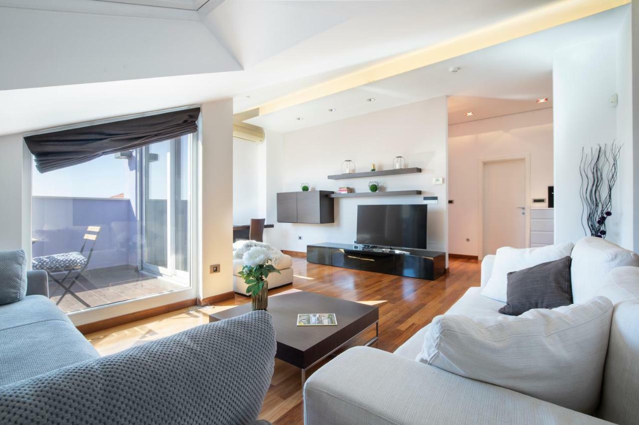Onyx - Luxury Sunny Apartment Póla Kültér fotó
